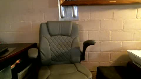 Snapshot of sdh69 chatting on 10-04-25, 06:39 eating pussy sucking dick online show from 10-04-25, 06:39