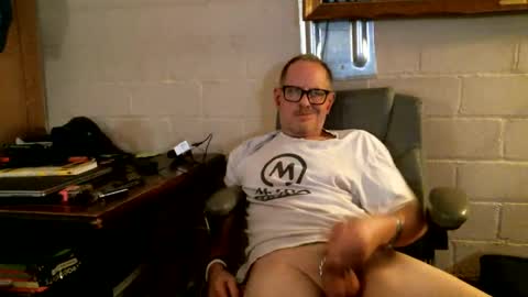Snapshot of sdh69 chatting on 11-03-25, 04:58 eating pussy sucking dick online show from 11-03-25, 04:58