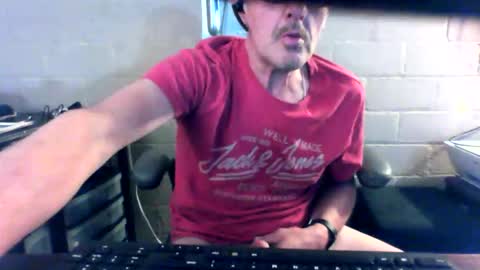 Snapshot of sdh69 chatting on 12-03-25, 05:15 eating pussy sucking dick online show from 12-03-25, 05:15