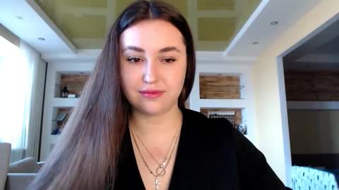 Elizabeth  online show from 02-10-25, 01:01