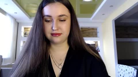 Elizabeth  online show from 02-15-25, 10:00