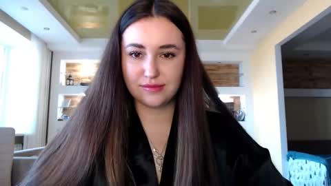 Elizabeth  online show from 03-05-25, 02:01