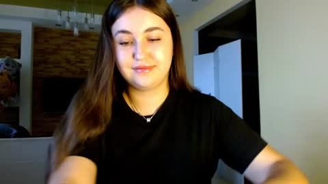 Elizabeth  online show from 11-29-25, 09:45