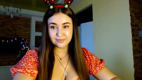 Elizabeth  online show from 12-18-25, 09:37