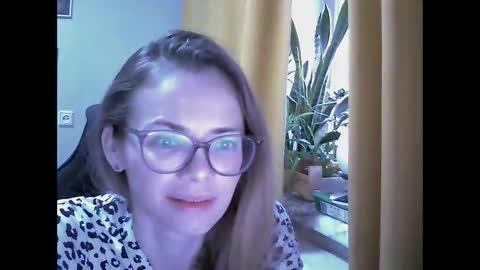 SEA Dream online show from 10-14-25, 03:40