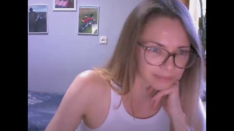 SEA Dream online show from 11-17-25, 04:51