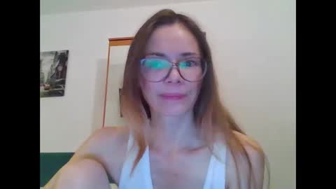 SEA Dream online show from 12-20-25, 04:08