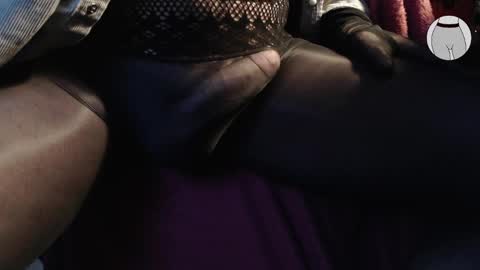 Snapshot of seamlessly chatting on 12-04-24, 07:06 seamlessly online show from 12-04-24, 07:06