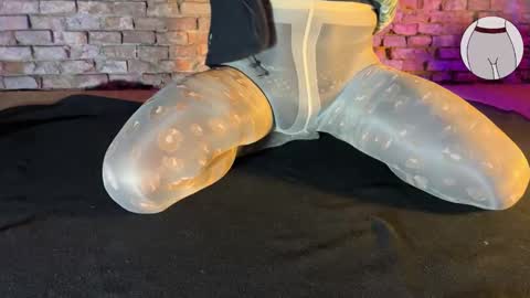 Snapshot of seamlessly chatting on 11-14-25, 04:38 seamlessly online show from 11-14-25, 04:38