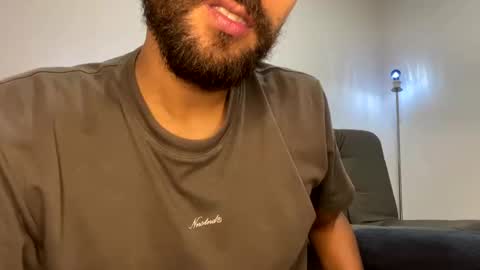 Snapshot of seanpablosanz chatting on 09-16-25, 04:02 Sean pablo Sanz online show from 09-16-25, 04:02