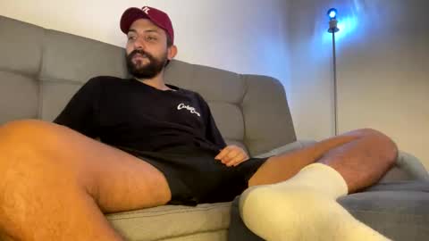 Snapshot of seanpablosanz chatting on 11-18-25, 11:47 Sean pablo Sanz online show from 11-18-25, 11:47