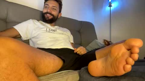 Snapshot of seanpablosanz chatting on 11-19-25, 01:33 Sean pablo Sanz online show from 11-19-25, 01:33