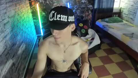 sebas jusa online show from 04-30-26, 01:06