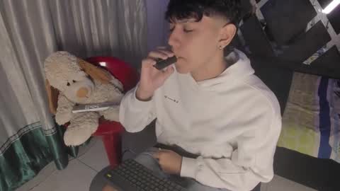 sebas_pretty7 online show from 12-18-25, 12:33