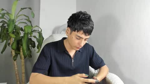 sebastian online show from 12-14-25, 01:38