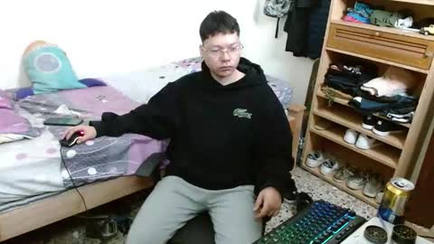 Snapshot of sebasslops chatting on 01-27-25, 04:11 Sebas online show from 01-27-25, 04:11