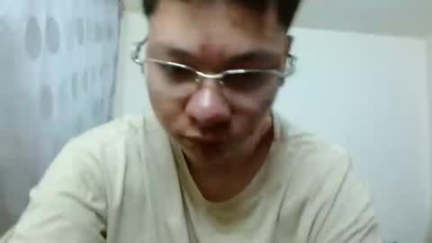 Snapshot of sebasslops chatting on 02-01-25, 05:39 Sebas online show from 02-01-25, 05:39
