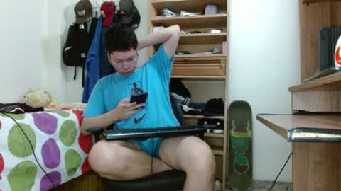 Snapshot of sebasslops chatting on 02-28-25, 03:59 Sebas online show from 02-28-25, 03:59