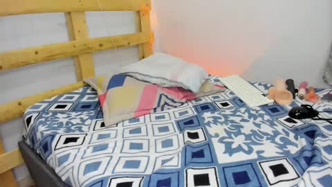 Snapshot of sebastian_0422 chatting on 03-12-25, 01:47 sebastian 0422 online show from 03-12-25, 01:47