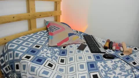 Snapshot of sebastian_0422 chatting on 09-26-25, 02:43 sebastian 0422 online show from 09-26-25, 02:43