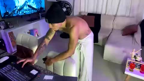 SEBASTIAN GREY online show from 02-26-26, 08:02