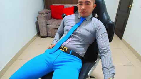 juan  sebastian online show from 02-17-25, 01:10