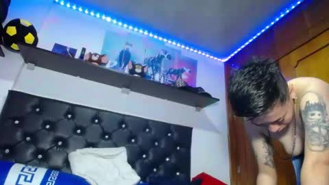 Snapshot of sebastian_posse chatting on 04-27-26, 01:58 Myystiic online show from 04-27-26, 01:58