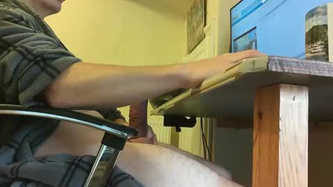 Snapshot of sebastianspalding450 chatting on 10-29-25, 10:28 sebastianspalding450 online show from 10-29-25, 10:28