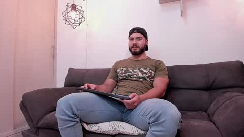 Instagram jeanpaulfit  online show from 01-08-25, 10:06