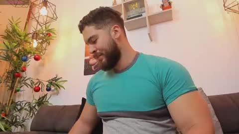 Instagram jeanpaulfit  online show from 04-04-26, 10:18