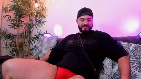 Snapshot of sebastianvilla__ chatting on 06-19-26, 09:40 Instagram jeanpaulfit online show from 06-19-26, 09:40
