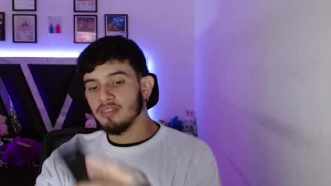 Sebas online show from 10-20-25, 03:56