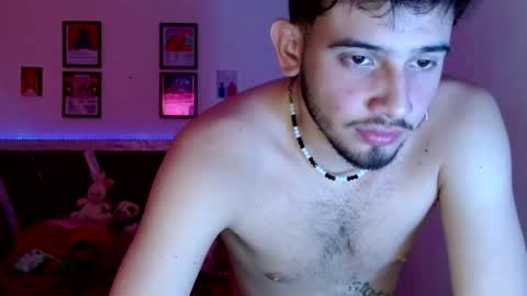 Snapshot of sebasxxl12 chatting on 05-25-26, 10:10 Sebas online show from 05-25-26, 10:10