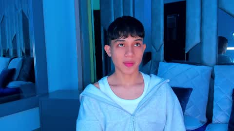 Sebastian online show from 09-17-25, 04:14