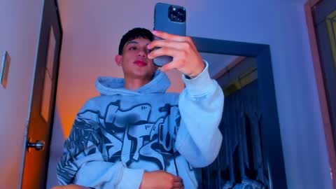 Sebastian online show from 04-02-26, 04:10