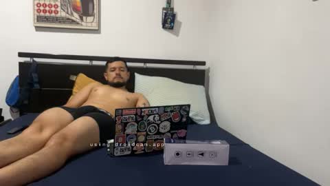 sebaz044 online show from 10-18-25, 05:10