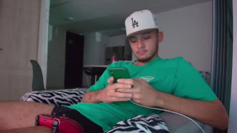 ryan miller online show from 01-10-25, 04:44