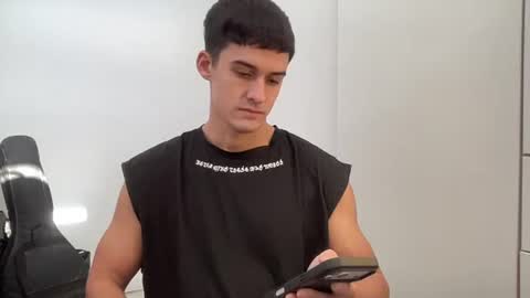 Snapshot of sebybeba chatting on 06-17-26, 01:45 sebybeba online show from 06-17-26, 01:45