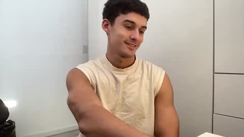 Snapshot of sebybeba chatting on 06-26-26, 01:48 sebybeba online show from 06-26-26, 01:48