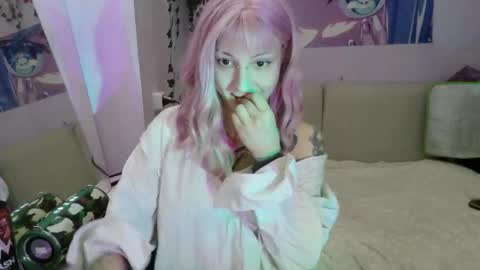 secret_bloom online show from 11-18-25, 10:31