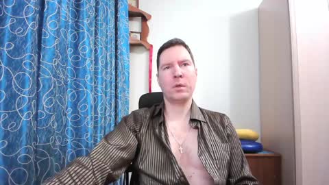 Snapshot of secret_lover_xxx chatting on 12-04-24, 06:33 Secret lover XXX online show from 12-04-24, 06:33