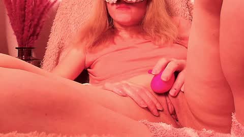 Snapshot of secretanni chatting on 12-30-24, 10:55 Anni online show from 12-30-24, 10:55