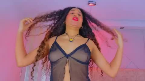 secretestrell online show from 06-08-26, 03:18