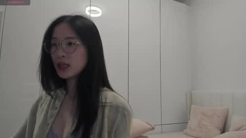 Snapshot of secretgirlfriendxo chatting on 11-29-25, 12:46 Angela online show from 11-29-25, 12:46