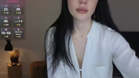 Sara online show from 12-27-24, 01:28