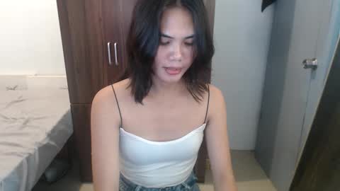 Snapshot of seductive_alison chatting on 12-16-25, 11:59 seductive_alison online show from 12-16-25, 11:59