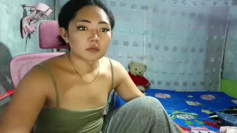 Snapshot of seductive_jessy chatting on 04-04-26, 12:53 seductive_jessy online show from 04-04-26, 12:53
