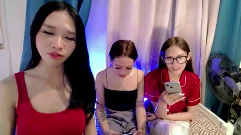 your miss universe kim online show from 05-26-26, 12:23