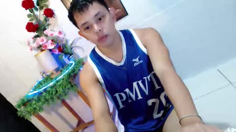 Snapshot of seductive_maxxx chatting on 06-07-26, 10:08 Max online show from 06-07-26, 10:08