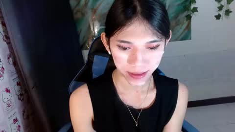 Snapshot of seductive_nessie chatting on 12-19-25, 10:22 seductive_nessie online show from 12-19-25, 10:22